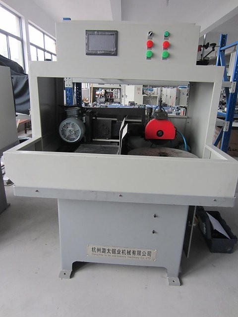 �Ԅ�ɰ݆����CZLP500